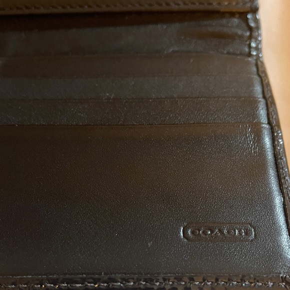 Coach Black Wallet with Signature Pattern and Patent Leather - Picture 3 of 5